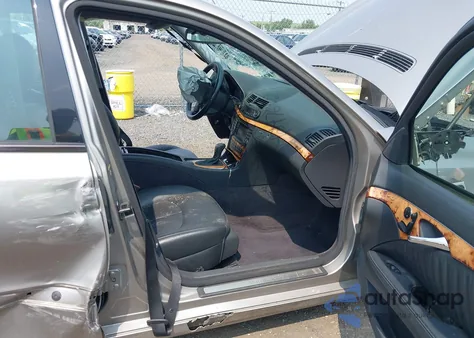 2005 Mercedes-Benz E 500 4Matic из США, поврежденный, VIN WDBUF83J25X186785